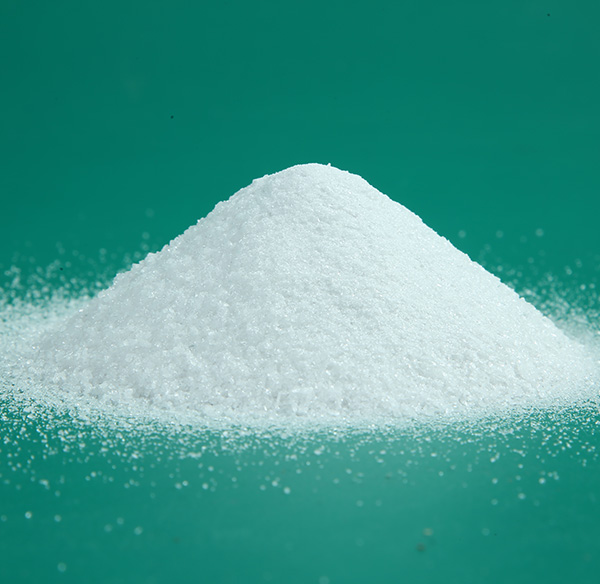 Geschmolzener Spinell (Magnesia‑Aluminium‑Spinell)